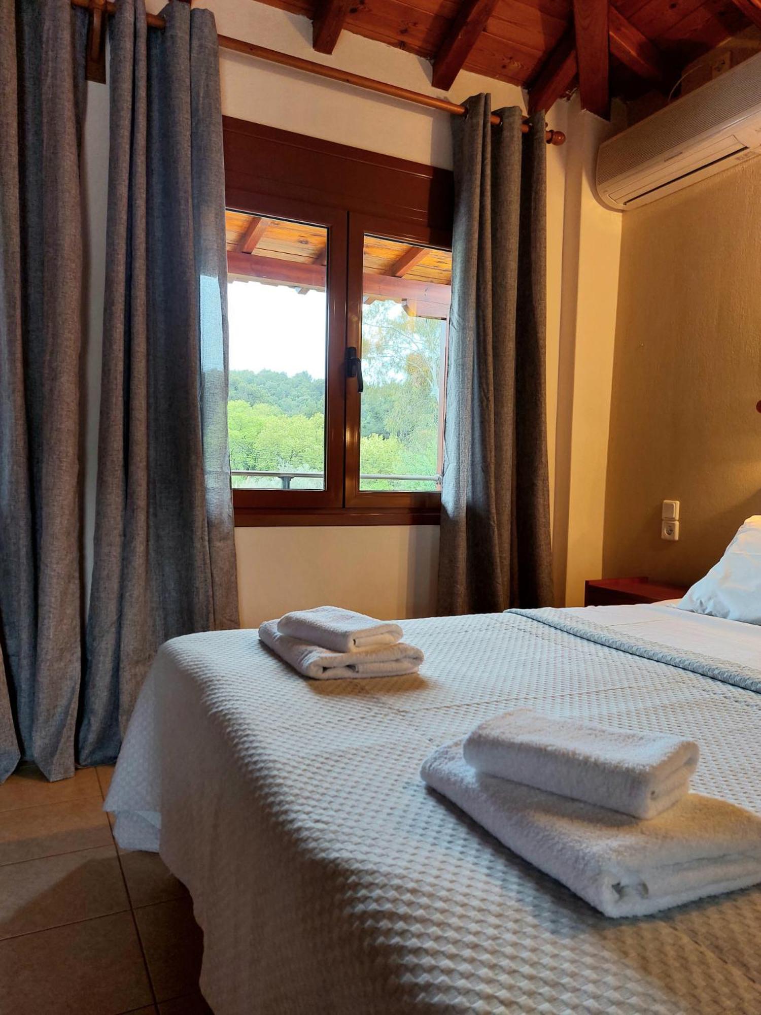 Sergios Koukounaries Room photo